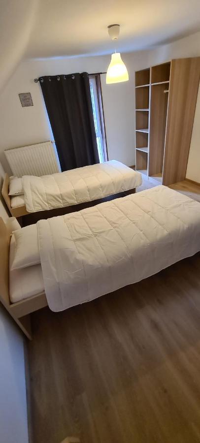 Logement moderne Les Frès, 4 à 6 personnes Sivry-Rance Exterior foto
